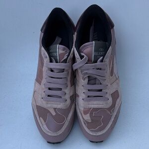 VALENTINO pink snickers